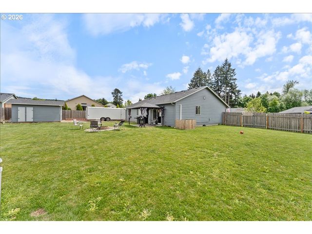 182 W CHRISTY Ct, Yacolt, WA 98675
