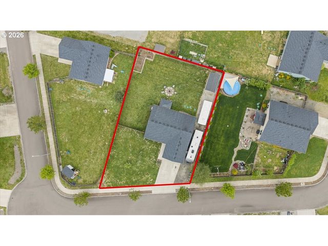 182 W CHRISTY Ct, Yacolt, WA 98675