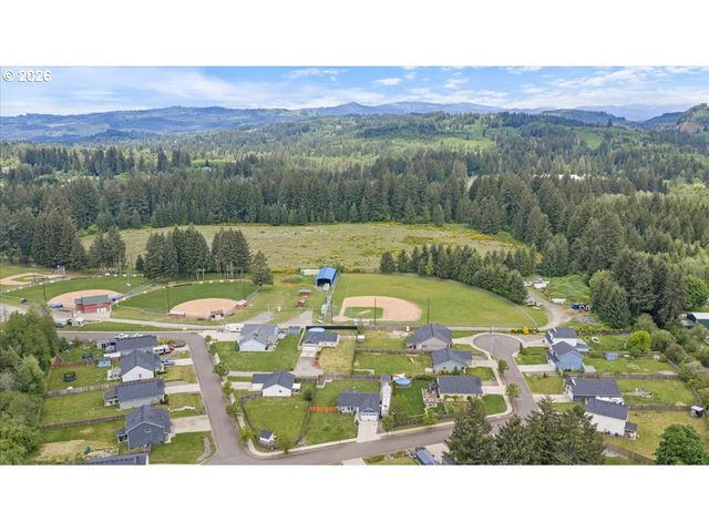 182 W CHRISTY Ct, Yacolt, WA 98675