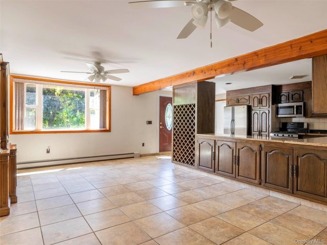 463 McKinstry Road, Gardiner, NY 12525