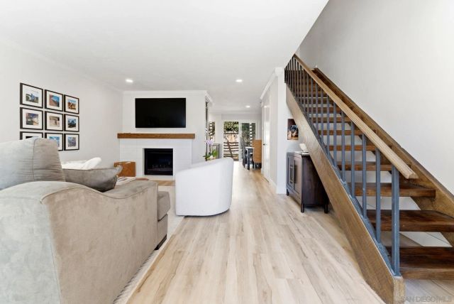 3593 Caminito Carmel Landing, San Diego, CA 92130