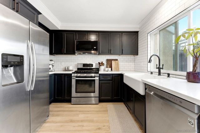 3593 Caminito Carmel Landing, San Diego, CA 92130