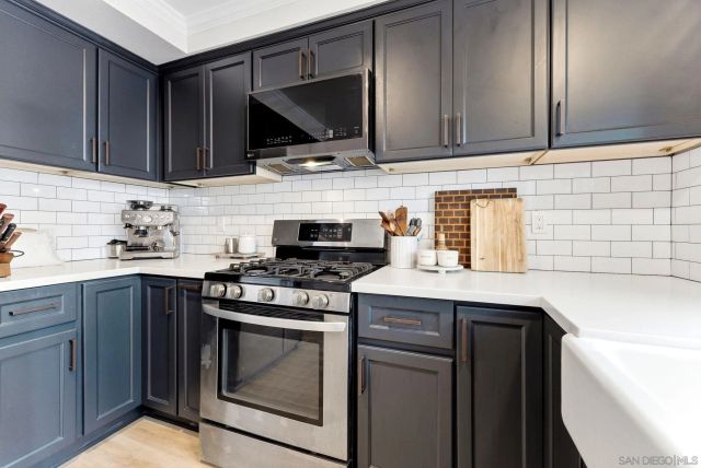 3593 Caminito Carmel Landing, San Diego, CA 92130