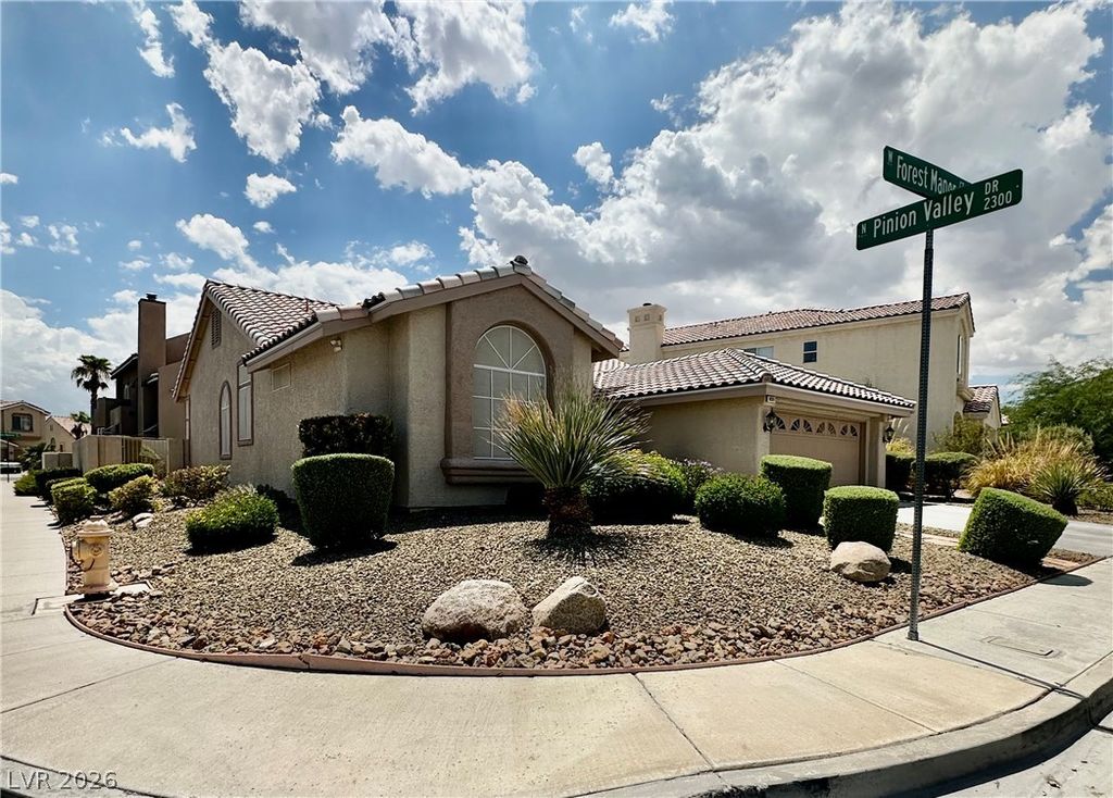 9201 Forest Manor Court, Las Vegas, NV 89134 — exterior