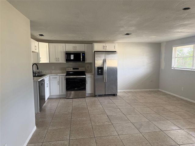 3009 W WATERS AVENUE, Tampa, FL 33614