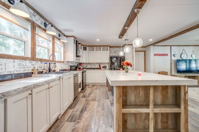 1804 Coral Road, Pelican Bay, TX 76020
