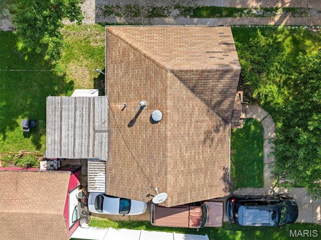 1944 Falcon Drive, Hanley Hills, MO 63133
