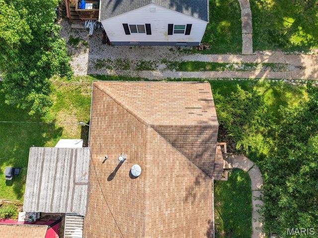 1944 Falcon Drive, Hanley Hills, MO 63133