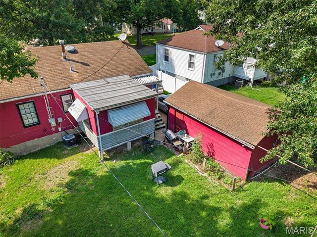 1944 Falcon Drive, Hanley Hills, MO 63133