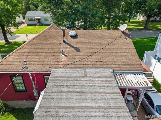 1944 Falcon Drive, Hanley Hills, MO 63133