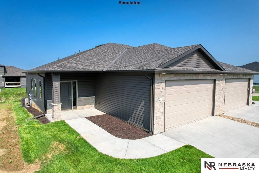 8743 Bristlecone Drive, Lincoln, NE 68526