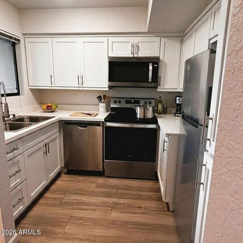 7300 N DREAMY DRAW Drive 103, Phoenix, AZ 85020