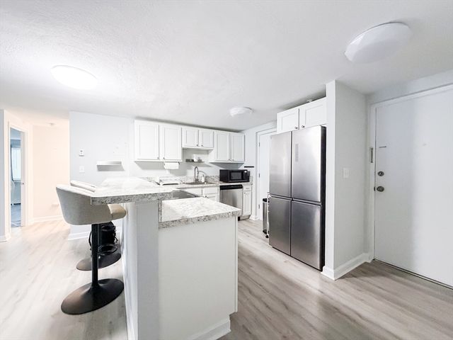 215 Winter St 1P, Weymouth, MA 02188