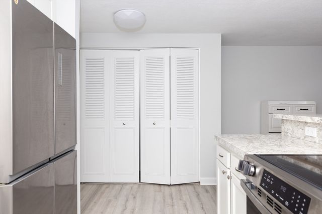 215 Winter St 1P, Weymouth, MA 02188
