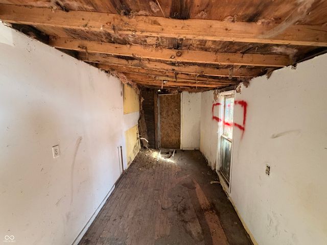 816 E 20th Street, Anderson, IN 46016