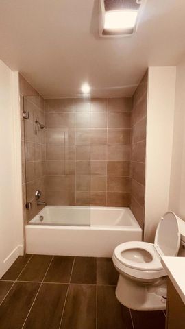 3535 Wawona Street 513, San Francisco, CA 94116