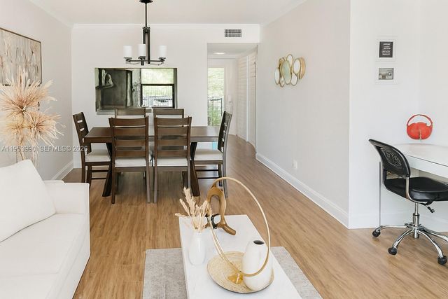 10405 Sunrise Lakes Boulevard 311, Sunrise, FL 33322