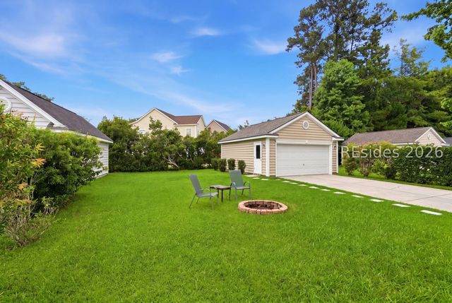 48 Woods Bay Rd, Bluffton, SC 29910