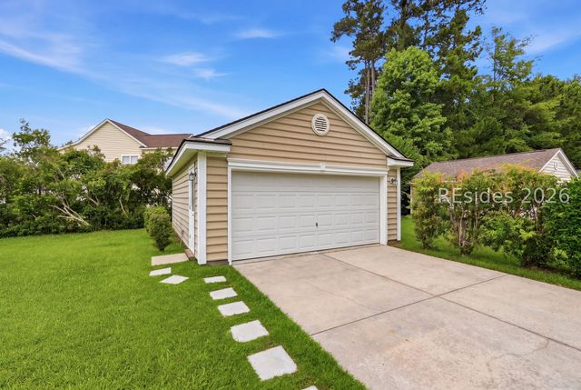 48 Woods Bay Rd, Bluffton, SC 29910