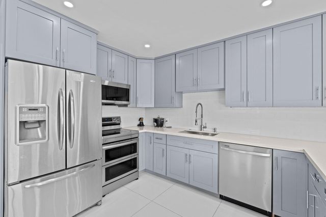 670 SW 29th Avenue, Fort Lauderdale, FL 33312