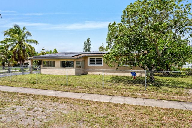 670 SW 29th Avenue, Fort Lauderdale, FL 33312