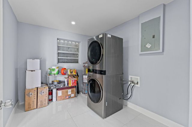 670 SW 29th Avenue, Fort Lauderdale, FL 33312