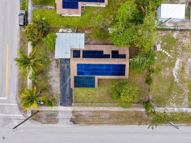 670 SW 29th Avenue, Fort Lauderdale, FL 33312