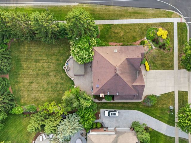 2501 Muirfield Court, St. Charles, IL 60174