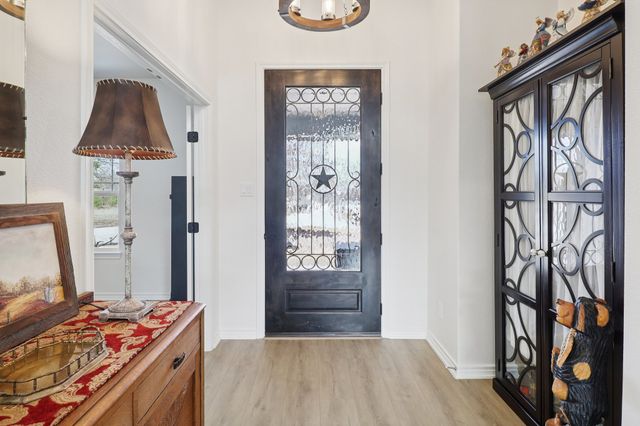 165 Rolling Bend Road, Alvord, TX 76225