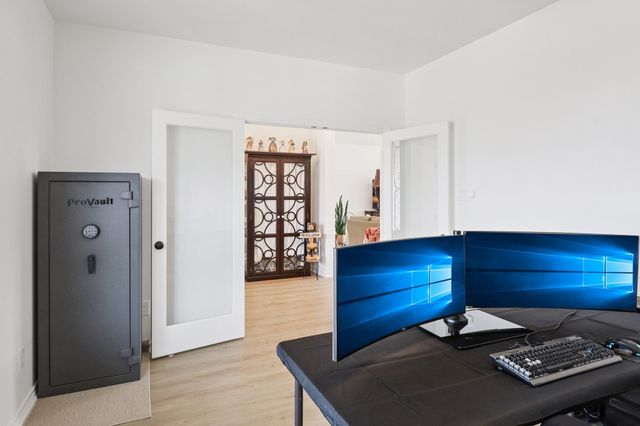 165 Rolling Bend Road, Alvord, TX 76225