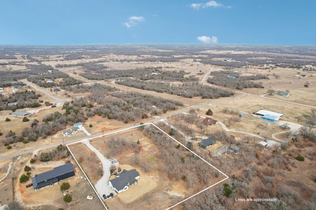 165 Rolling Bend Road, Alvord, TX 76225