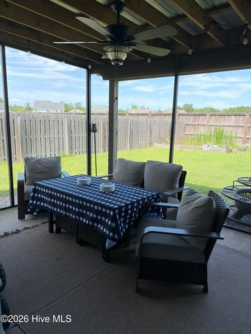95 St Lawrence Drive, Rocky Point, NC 28457