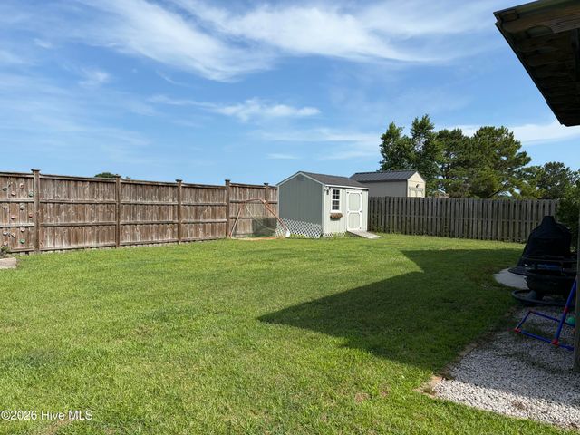 95 St Lawrence Drive, Rocky Point, NC 28457