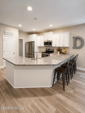 95 St Lawrence Drive, Rocky Point, NC 28457