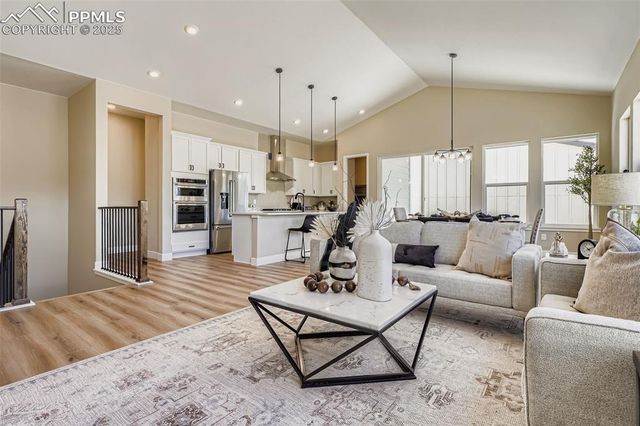 2011 Grayside Circle, Castle Rock, CO 80109