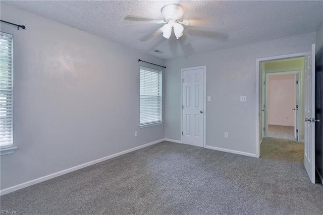 1596 Winthrope DR, Newport News, VA 23602