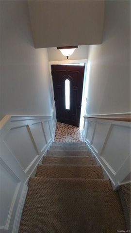 113 Maple Place 2nd Floor, Yonkers, NY 10704