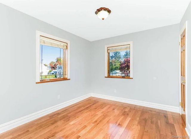 113 Maple Place 2nd Floor, Yonkers, NY 10704