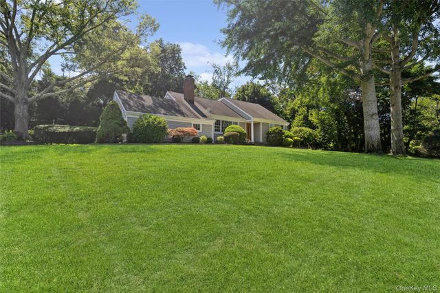 24 Old Homestead Road, Port Jefferson, NY 11777