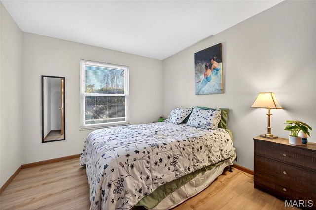 1051 Windstream Drive, St Peters, MO 63376