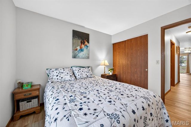 1051 Windstream Drive, St Peters, MO 63376