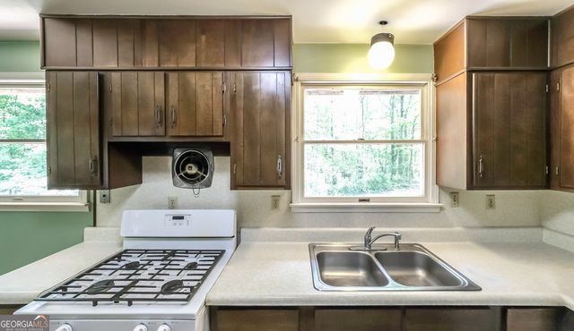 756 Corinth Poseyville Road, Bremen, GA 30110
