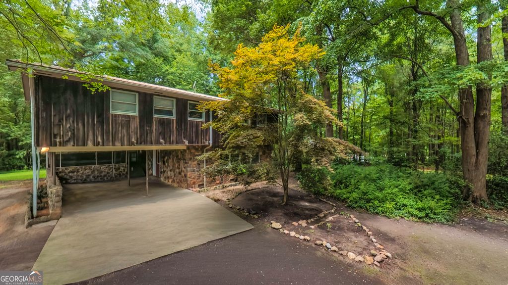 756 Corinth Poseyville Road, Bremen, GA 30110