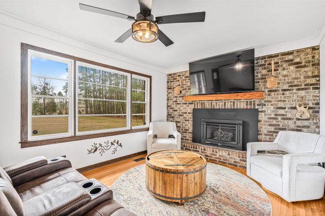 316 Tomahawk St., Hemingway, SC 29554