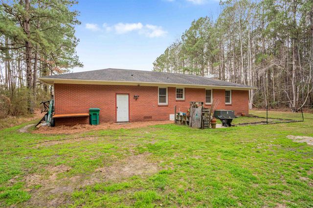 316 Tomahawk St., Hemingway, SC 29554