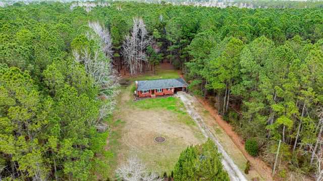 316 Tomahawk St., Hemingway, SC 29554