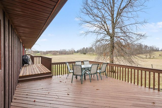 24261 County Road 126, Goshen, IN 46526