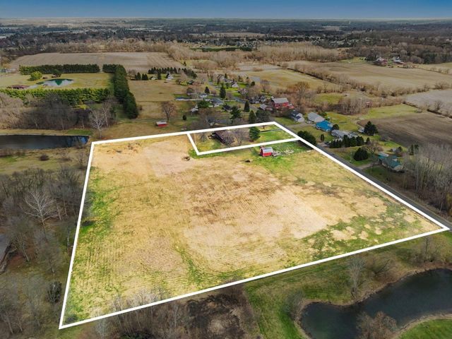 24261 County Road 126, Goshen, IN 46526