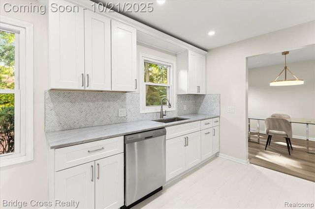 17537 Roseland Boulevard, Lathrup Village, MI 48076