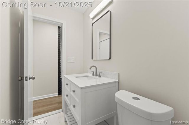 17537 Roseland Boulevard, Lathrup Village, MI 48076